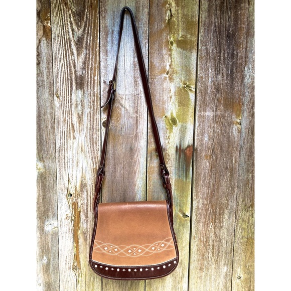 Petusco Handbags - PETUSCO genuine leather crossbody purse